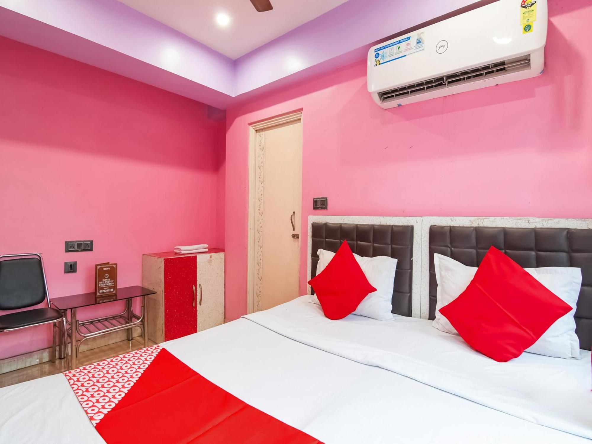 Oyo Flagship Hotel Red Velvet Hugli-Chinsurah Εξωτερικό φωτογραφία