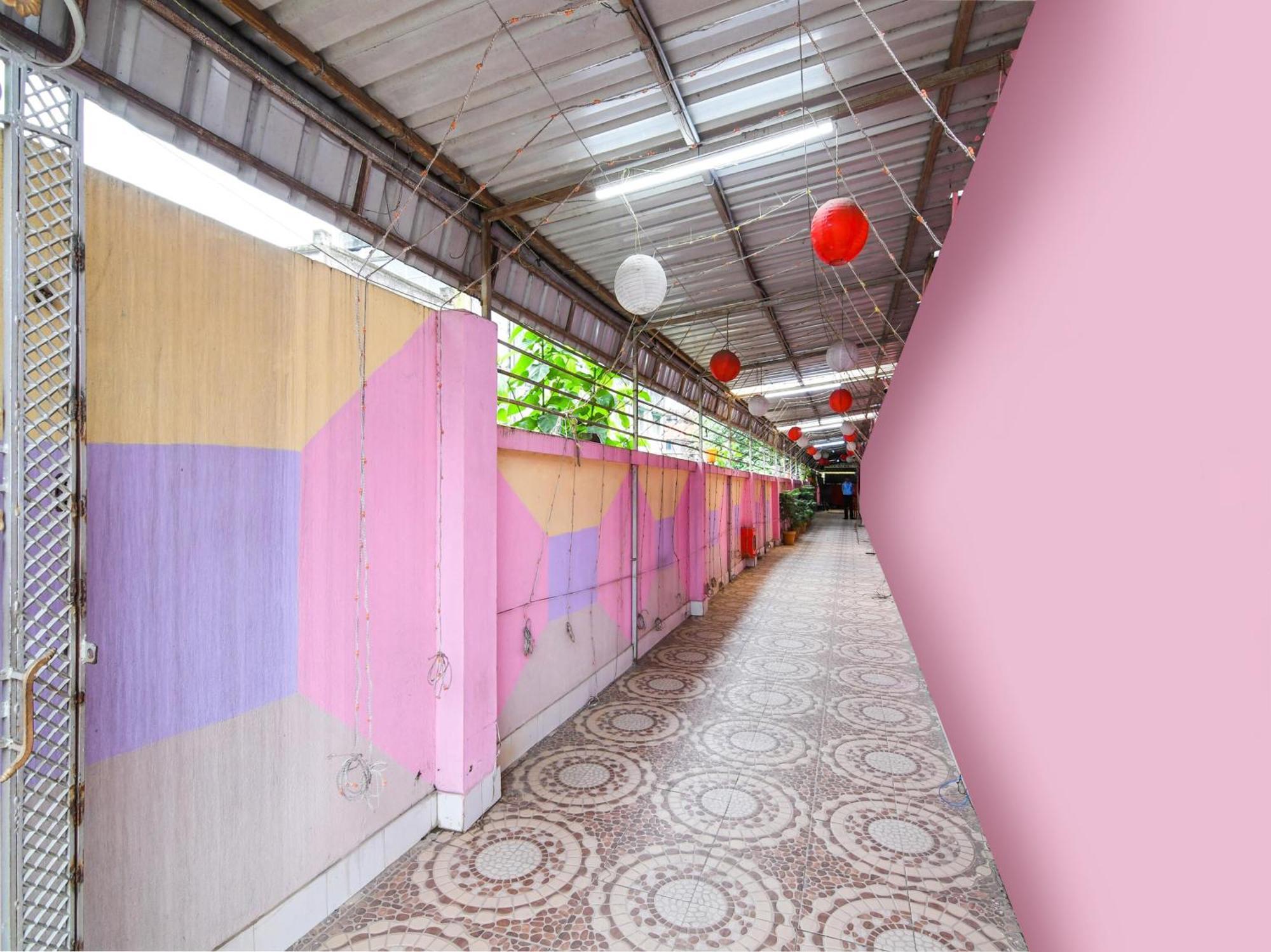 Oyo Flagship Hotel Red Velvet Hugli-Chinsurah Εξωτερικό φωτογραφία