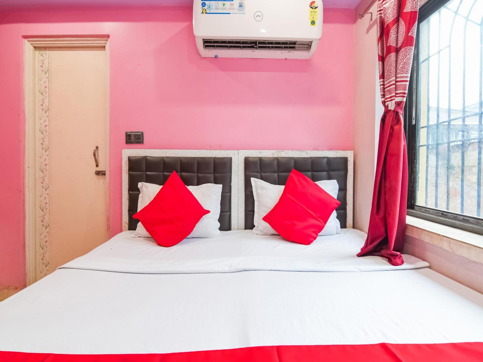 Oyo Flagship Hotel Red Velvet Hugli-Chinsurah Εξωτερικό φωτογραφία